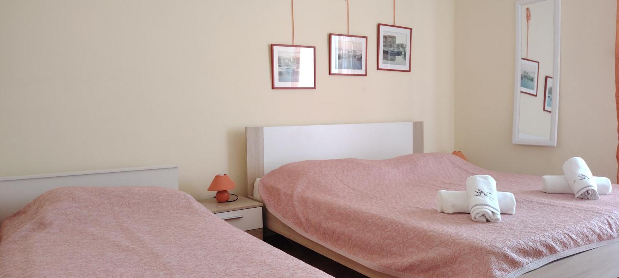 Apartments Mara มาลีโลชินจ์ ภายนอก รูปภาพ